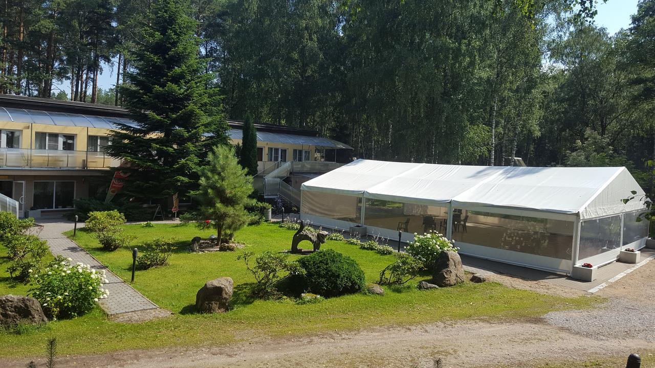 Kempings Lilaste.Com Buitenkant foto
